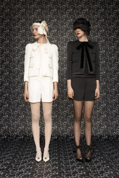 Look 15